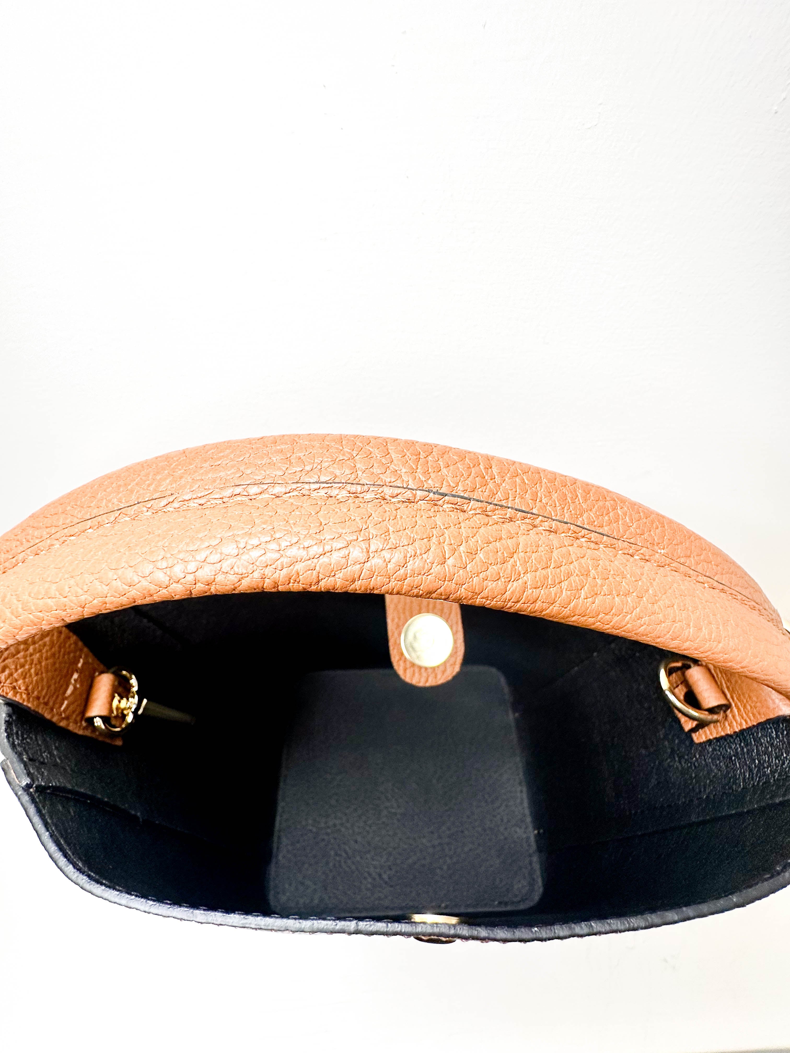 Bucket Bag Medium